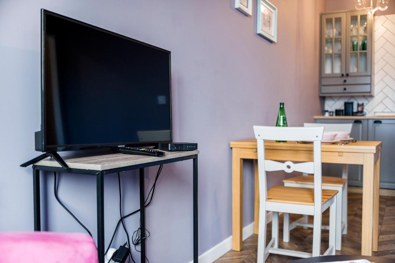 Apartament Z Ogrodkiem I Garazem Poznań Exteriör bild