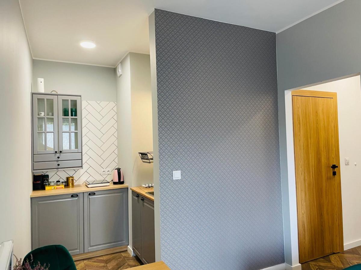 Apartament Z Ogrodkiem I Garazem Poznań Exteriör bild