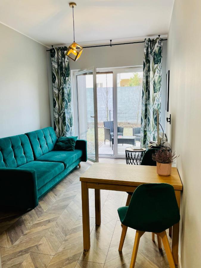 Apartament Z Ogrodkiem I Garazem Poznań Exteriör bild